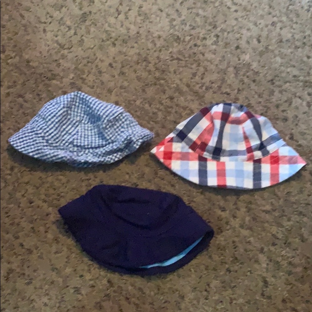 3 Baby hats